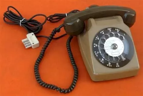 Téléphone à cadran